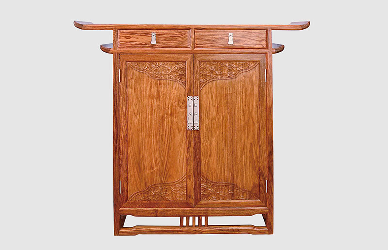 黄石观云潮家庭中式装修实木玄关柜效果图